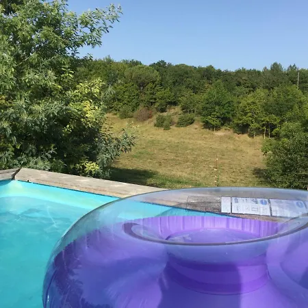 Bourguette בית נופש Saint-Paul-Lizonne