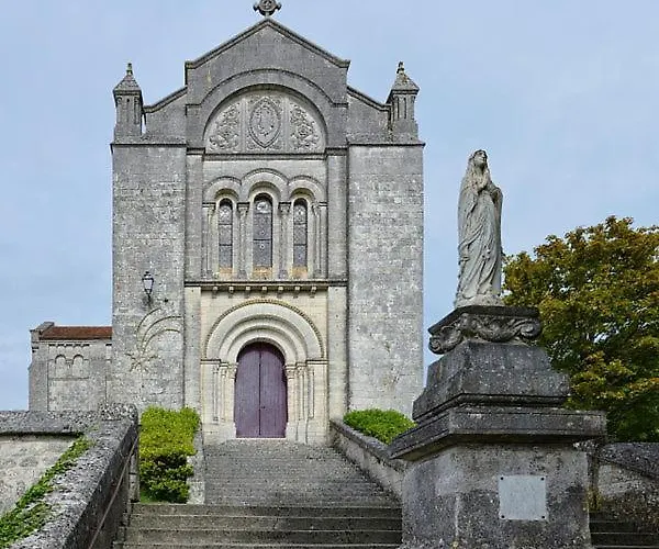 Semesterbostad Bourguette