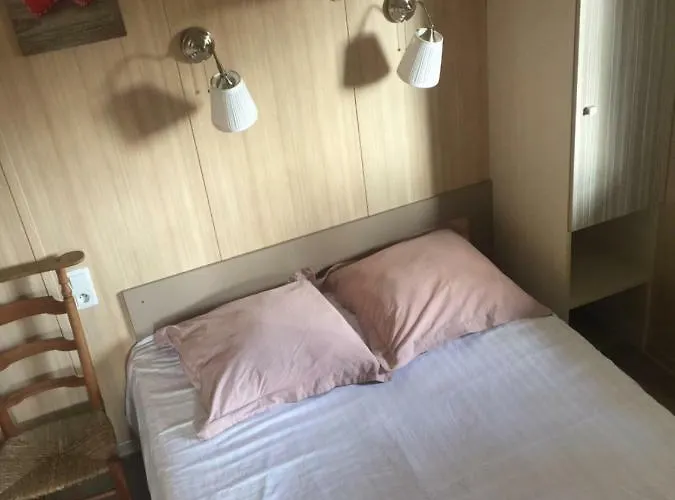 Bourguette Semesterbostad Saint-Paul-Lizonne